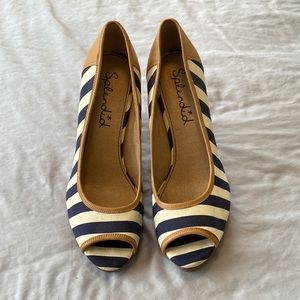 Splendid Tan Navy and White Stripped Peep Toe Wedges size 10